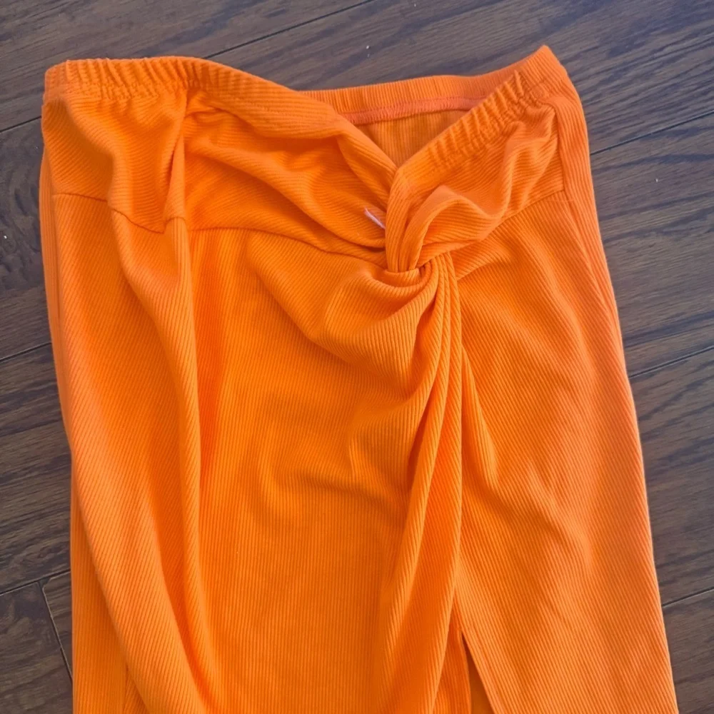 Micas Women’s Orange Maxi Skirt | Knotted Accent & Side Slit  | Size S | NWT - Picture 5 of 6